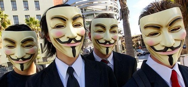 A la protesta ciudadana solo le quedan dos armas eficaces: el voto y el desprecio