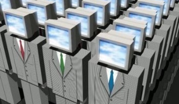 Deberían cerrar todas las televisiones públicas en España