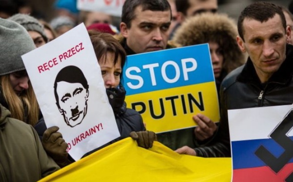 El futuro mundo dual: ¿decencia contra corrupción?