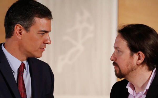 El sanchismo, histérico, se podemiza, se hace más comunista y se enfrenta al gran capital español