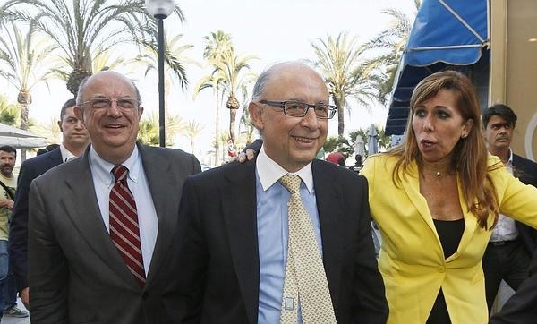 Montoro, Sánchez Camacho y el undécimo mandamiento: "No odiarás a tus políticos"