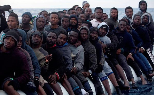 La legalización masiva de inmigrantes, rechazada por la mayoría de españoles, será una tragedia para España